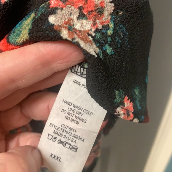 Black & red floral tunic - Picture 4 of 5